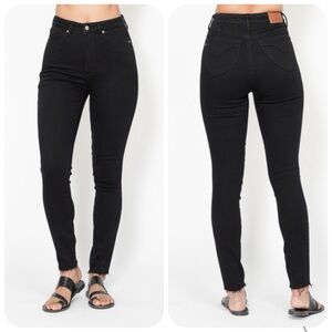 Judy Blue Jeans Women’s 1/25 Black High Waist Skinny NWT!